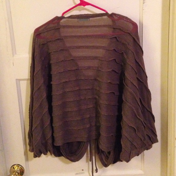 Flowy Top - Picture 2 of 2