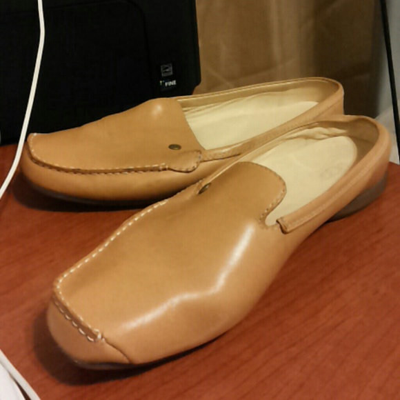 Tan loafer