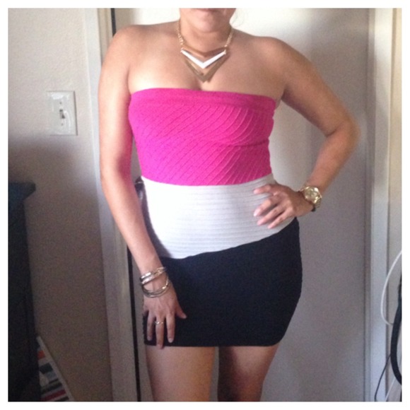 Super Cute Strapless Dress!