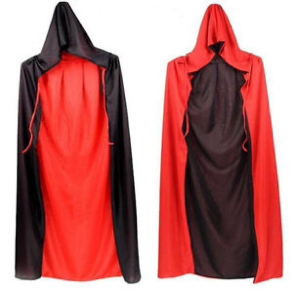 NWOT Halloween Cloak! 🎃 Red, Black, & Reversible!