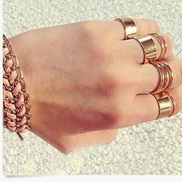 Gold Knuckle rings