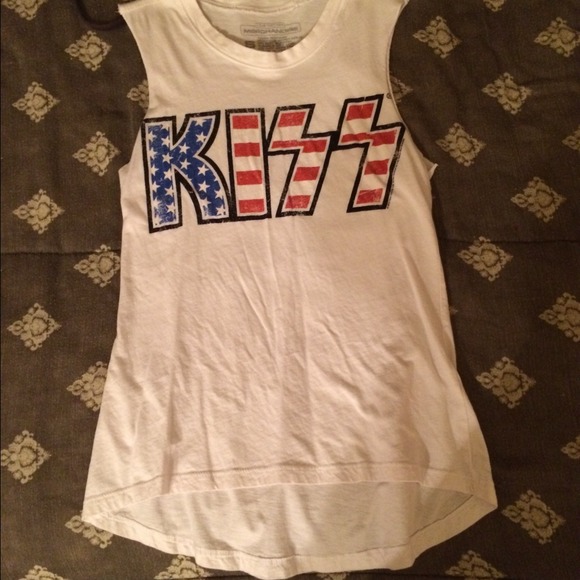 Kiss muscle shirt