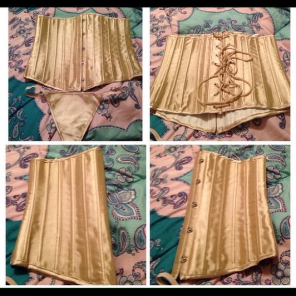 Waist cincher steel boned