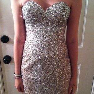 Sold!HOMECOMING DRESS PERFECT CONDITION❤️