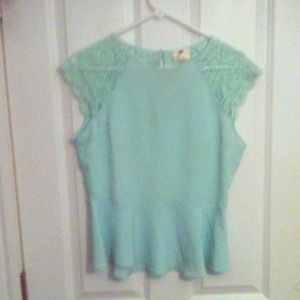 Peplum shirt lace back
