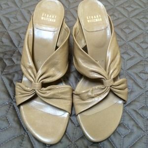Stuart Weitzman soft tan letter heels
