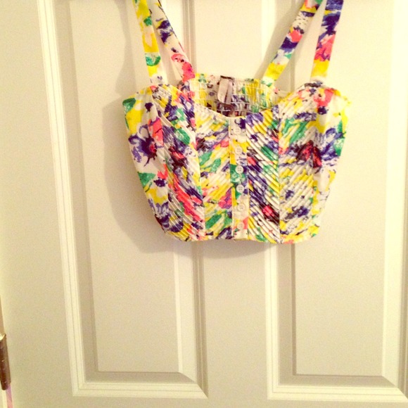 Crop top neon