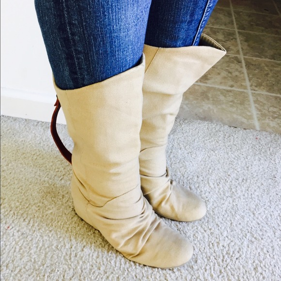 Boots - Picture 4 of 4
