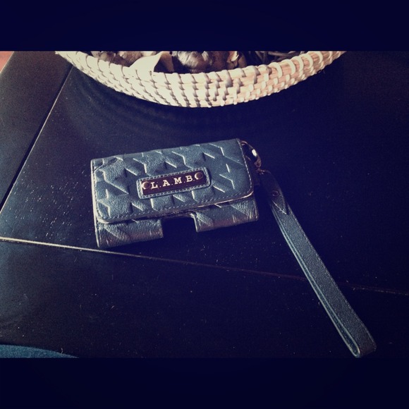 ✂️L.A.M.B  Cell phone wristlet✂️