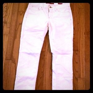 White skinny jeans