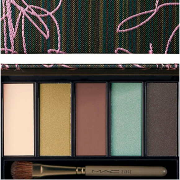 Mac Novel Twist 5: warm eyes palette