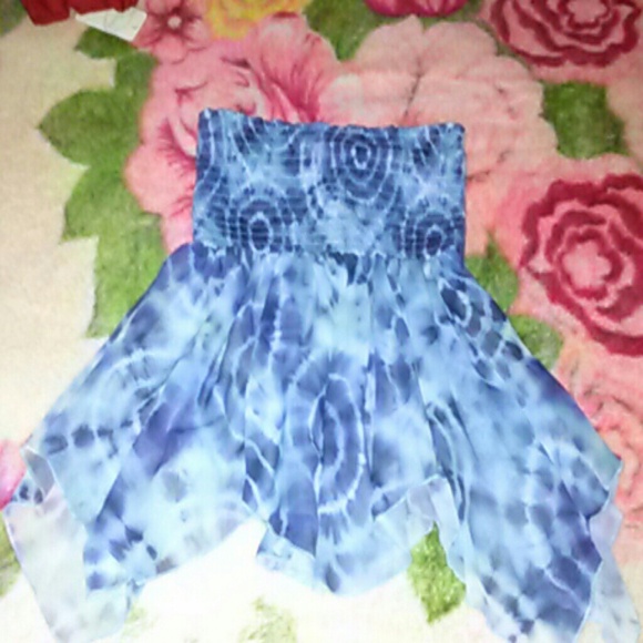 Blue tie dye tube top