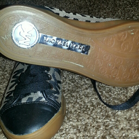 Traded - Picture 2 of 3