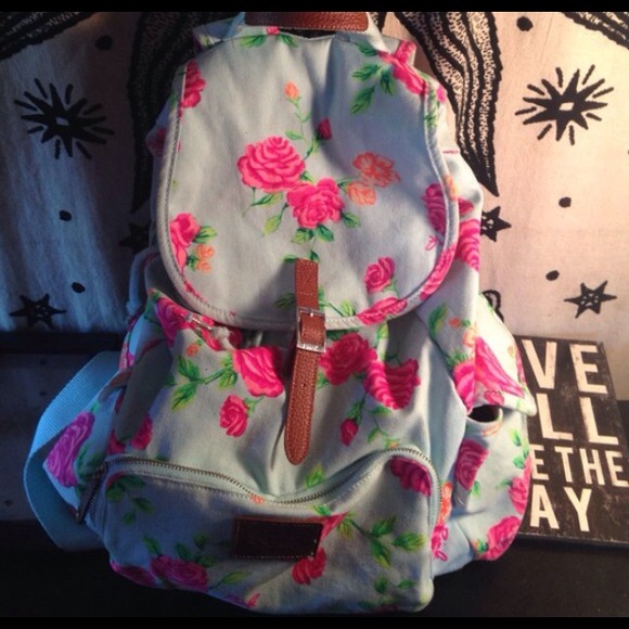 VICTORIA SECRET FLORAL BACKPACK