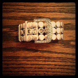 Buckle bracelet