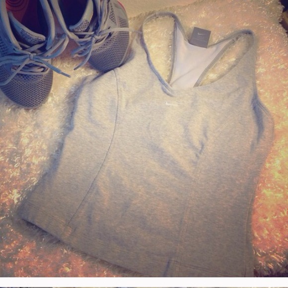 Heather Grey Nike Tanktop