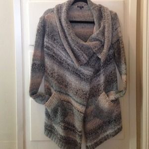 Splendid soft cozy and warm sweater