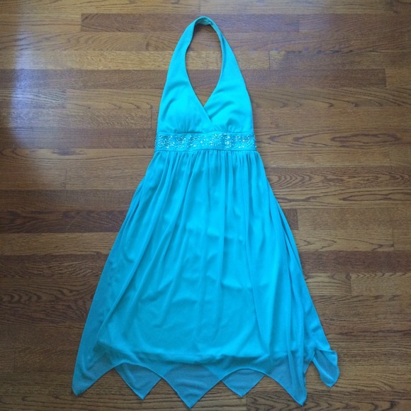 Prom/Homecoming Halter Dress - Picture 1 of 2