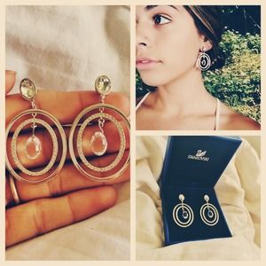 Authentic Swarovski crystal earrings💎