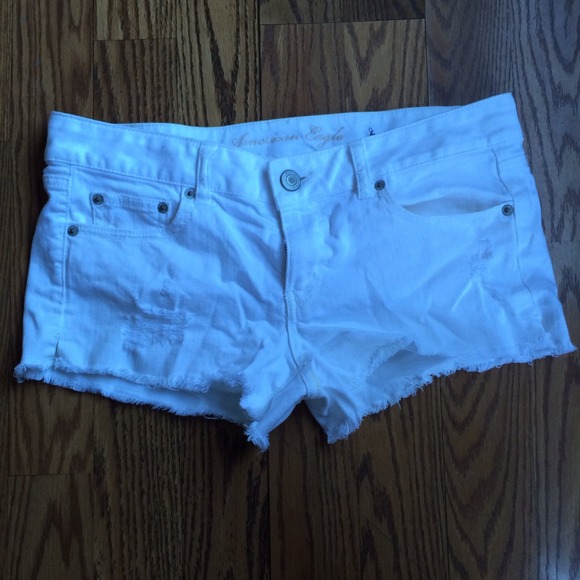 American eagle white denim shorts
