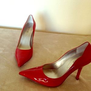 Guess Red Pumps