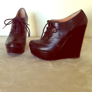 Aldo platform wedge shooties