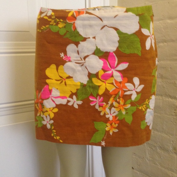 Milly Hawaiian Print Mini Mint Condition 4