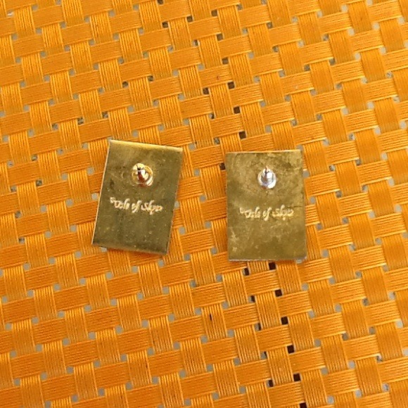 Isle Of Skye pierced earrings - Picture 2 of 4