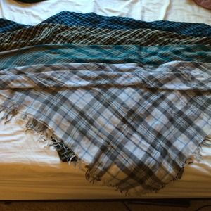 Scarves for days❄️☔️☁️⛄️🌁