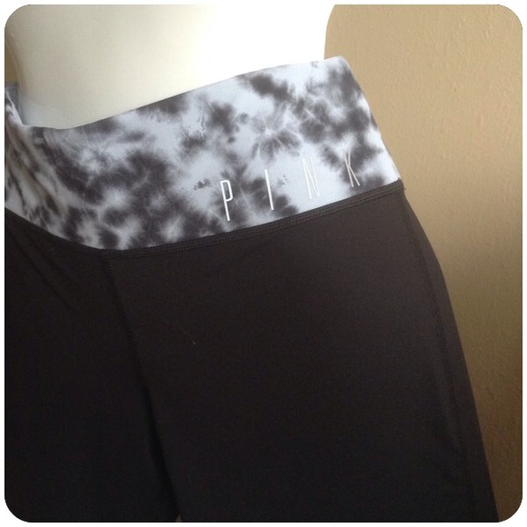 VS Yoga Pants, Black. - Picture 3 of 4