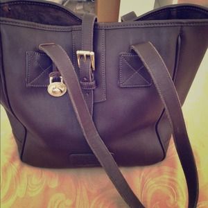 Dooney & Bourke tote