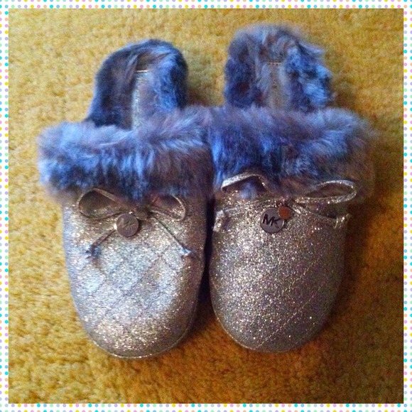 Michael Kors slippers