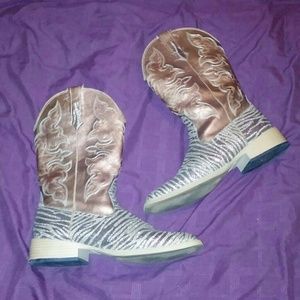 Western boots/sold on vinted