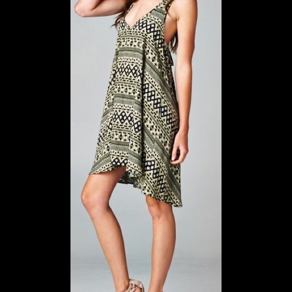 Boho Style Olive Print Dress - Picture 3 of 4