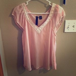 Light pink flowy Forever 21 top