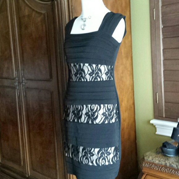 Black & Lace Dress - Picture 2 of 4