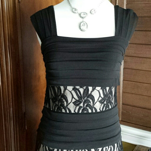 Black & Lace Dress - Picture 4 of 4