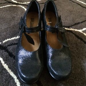 NWOT black snake skin Mary Jane