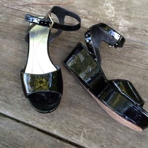 Kate Spade black patent 'ash' platform sandals