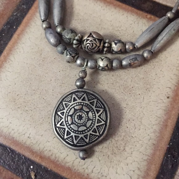 Native-looking necklace