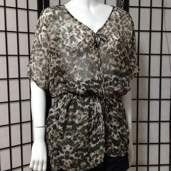 Gypsy 05 Leopard Print Drawstring Top