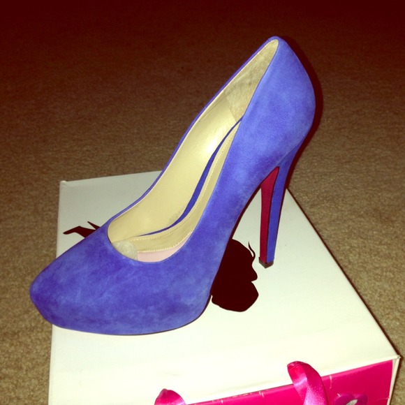 Paris Hilton "Mindy" heels.