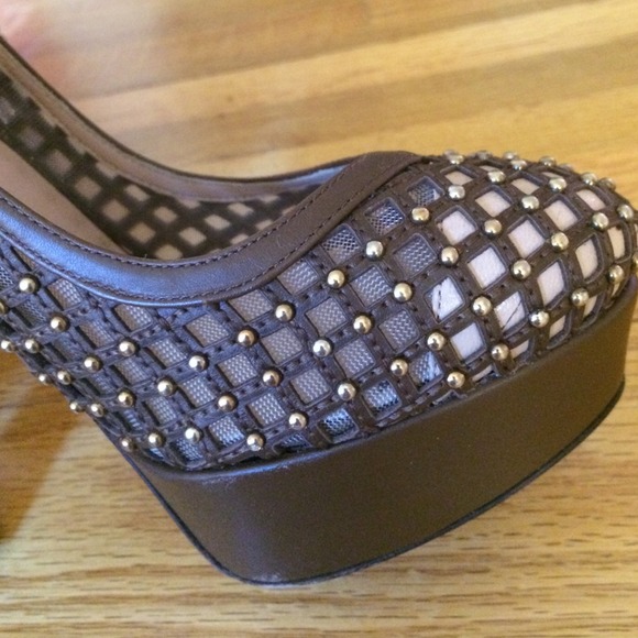 Valentino studded mesh pumps - Picture 2 of 3