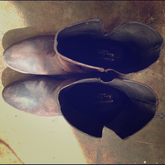 Donald J. Pliner Signature Boot 💁 - Picture 1 of 4