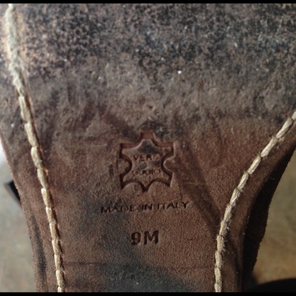 Donald J. Pliner Signature Boot 💁 - Picture 3 of 4