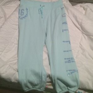 TRADING!!! VS sweats! Glitzymommyof2