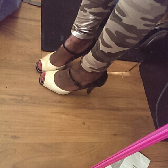 Cream and black high hills