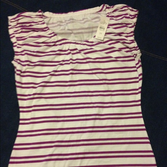 Ann Taylor Loft purple tee - Picture 3 of 3