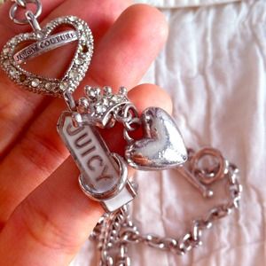 Juicy Couture Necklace in Silver Heart
