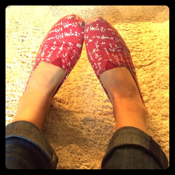 *Rare* Calculus Print Red TOMS